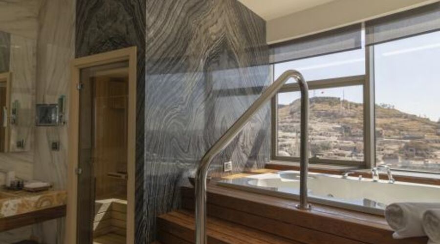 Crowne Plaza Cappadocia