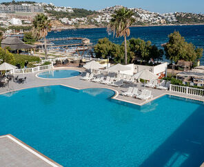 Golden Age Yalıkavak Otel Bodrum 3 Gece 4 Gün