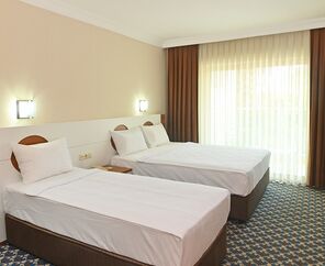 Omorfi Garden Resort Hotel Antalya Kemer 3 Gece Konaklamalı