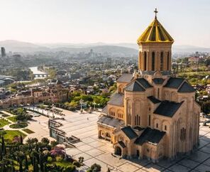 İstanbul Çıkışlı Vizesiz Uçaklı Tiflis & Batum Turu 1 Gece...