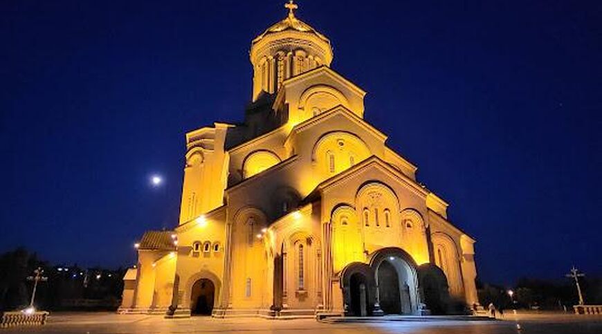 İstanbul Çıkışlı Vizesiz Uçaklı Tiflis & Batum Turu 1 Gece...