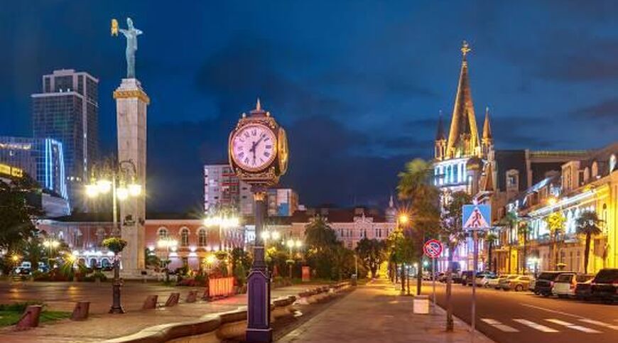 İstanbul Çıkışlı Vizesiz Uçaklı Tiflis & Batum Turu 1 Gece...