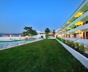 Söz Hotel Gümbet 4 Gece Konaklamalı